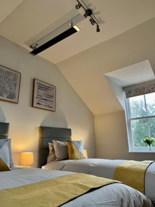 The Coach House - *New Build In Traditional Style* Todmorden Exterior photo